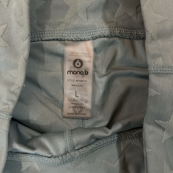 Size Large tummy tuck material leggings - Picture 2 of 2